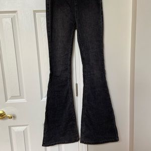 NWOT. Pull up black/grey flare jeans